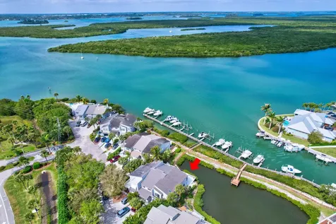 2440 Harbour Cove Drive Hutchinson Island FL 34949