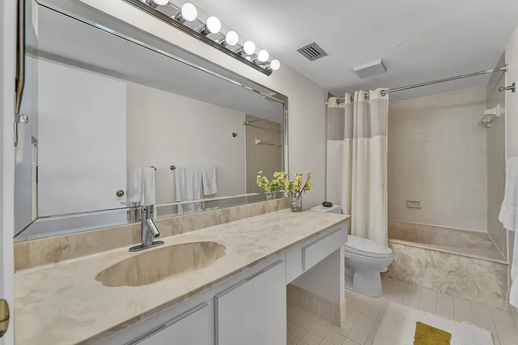 14475 Strathmore Lane Delray Beach FL 33446