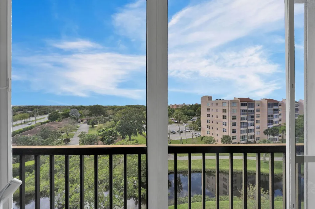 14475 Strathmore Lane Delray Beach FL 33446