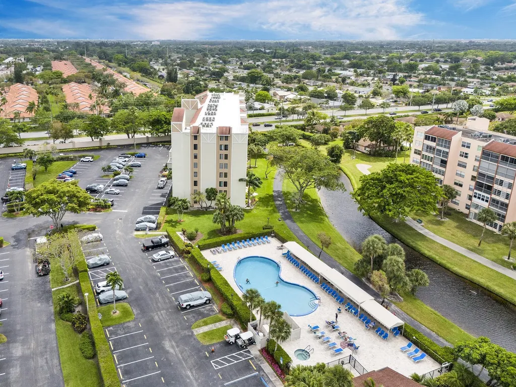 14475 Strathmore Lane Delray Beach FL 33446