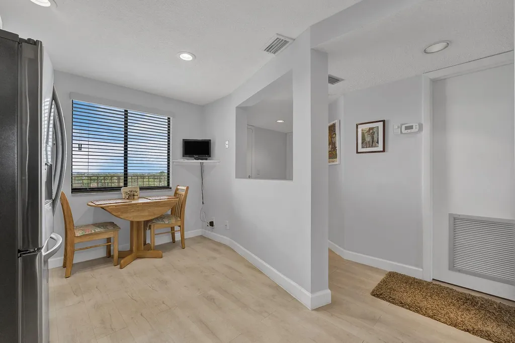 14475 Strathmore Lane Delray Beach FL 33446