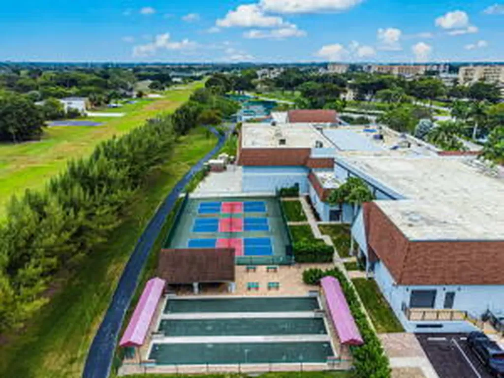 14475 Strathmore Lane Delray Beach FL 33446