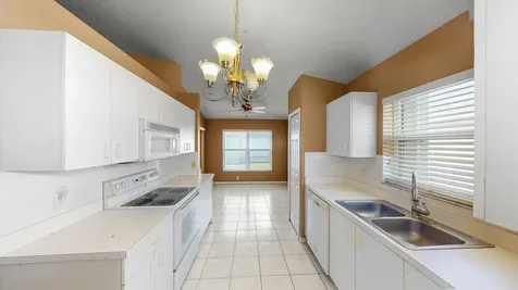 413 European Lane Fort Pierce FL 34982