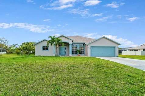 1752 SW Lexington Drive Port St Lucie FL 34953