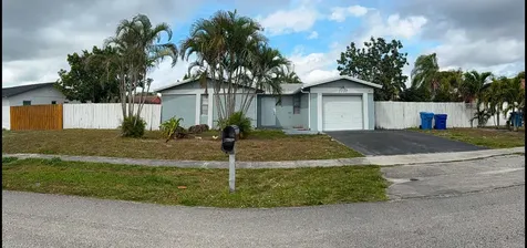 1137 Chorus Way Royal Palm Beach FL 33411