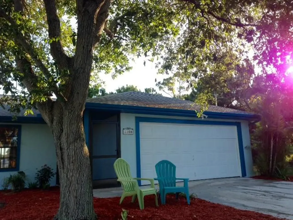 2208 SE Trillo Street Port St Lucie FL 34952