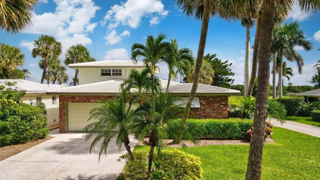 1102 N Golfview Road Lake Worth Beach FL 33460
