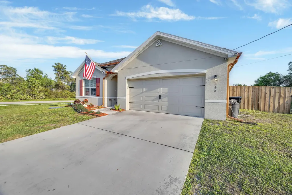 398 SE Walters Terrace Port St Lucie FL 34983