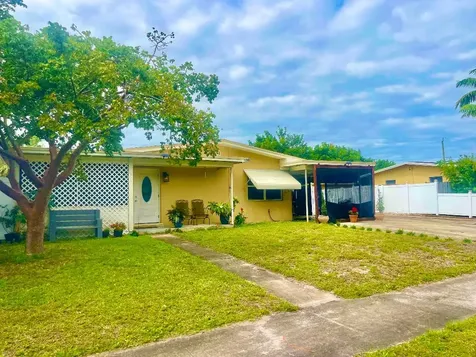 913 S 11th Street Lantana FL 33462