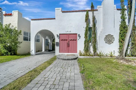 1513 Adams Street Hollywood FL 33020