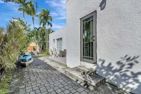 1513 Adams Street Hollywood FL 33020
