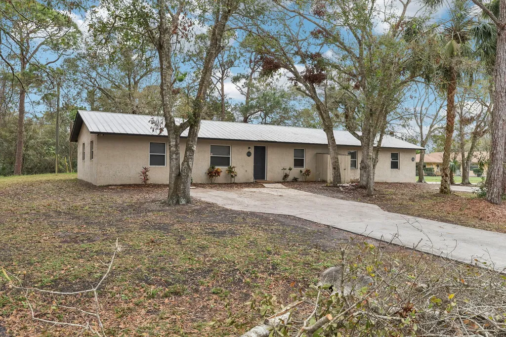 5100 Sanibel Avenue Fort Pierce FL 34951