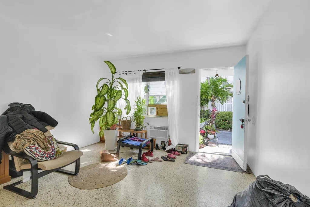 8430 Byron Avenue Miami Beach FL 33141