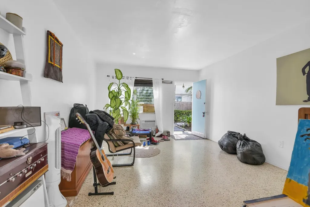 8430 Byron Avenue Miami Beach FL 33141