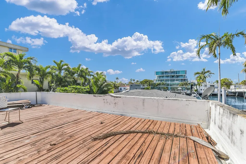8430 Byron Avenue Miami Beach FL 33141