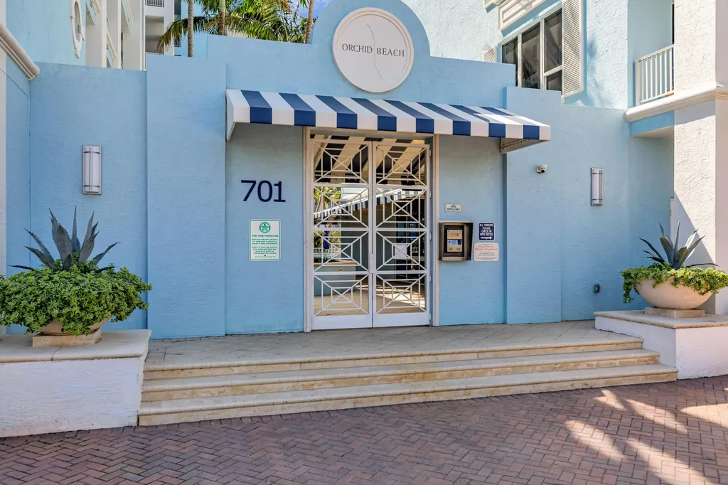 701 SE 21st Avenue Deerfield Beach FL 33441