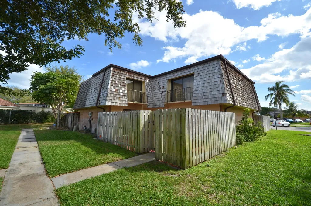 132 Lake Arbor Drive Palm Springs FL 33461