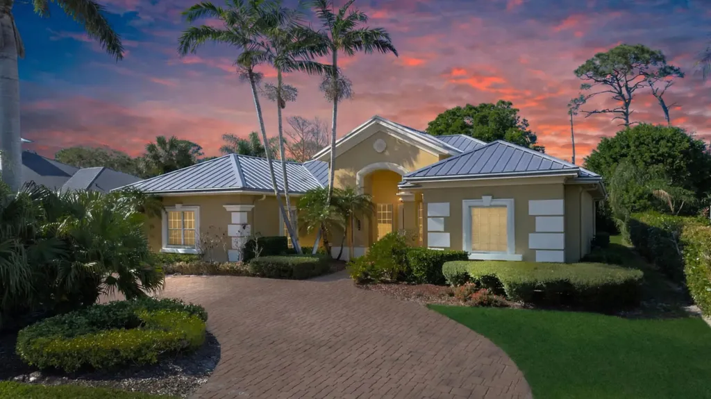 8306 SE Sanctuary Drive Hobe Sound FL 33455