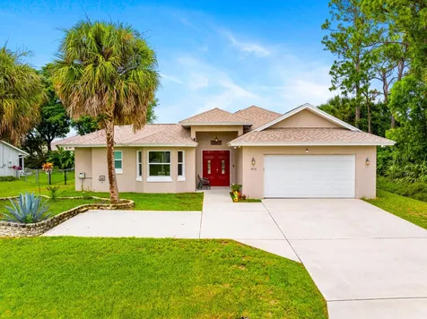 1674 SW Pancoast Street Port St Lucie FL 34987