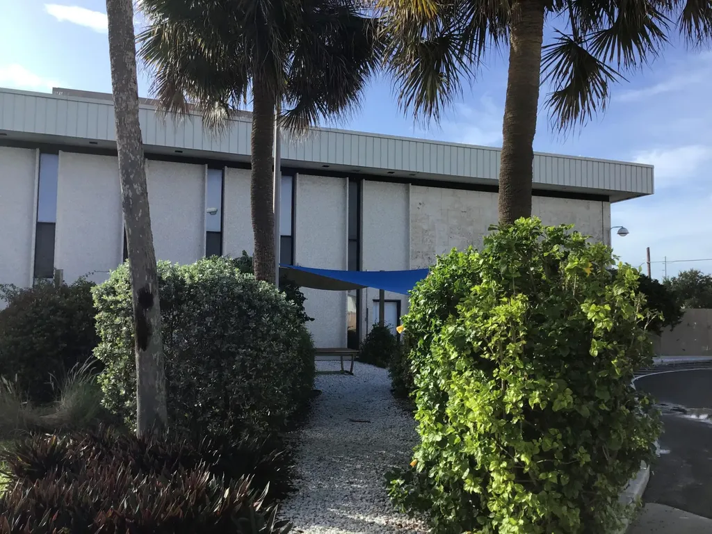 300 S 6th Street Fort Pierce FL 34950