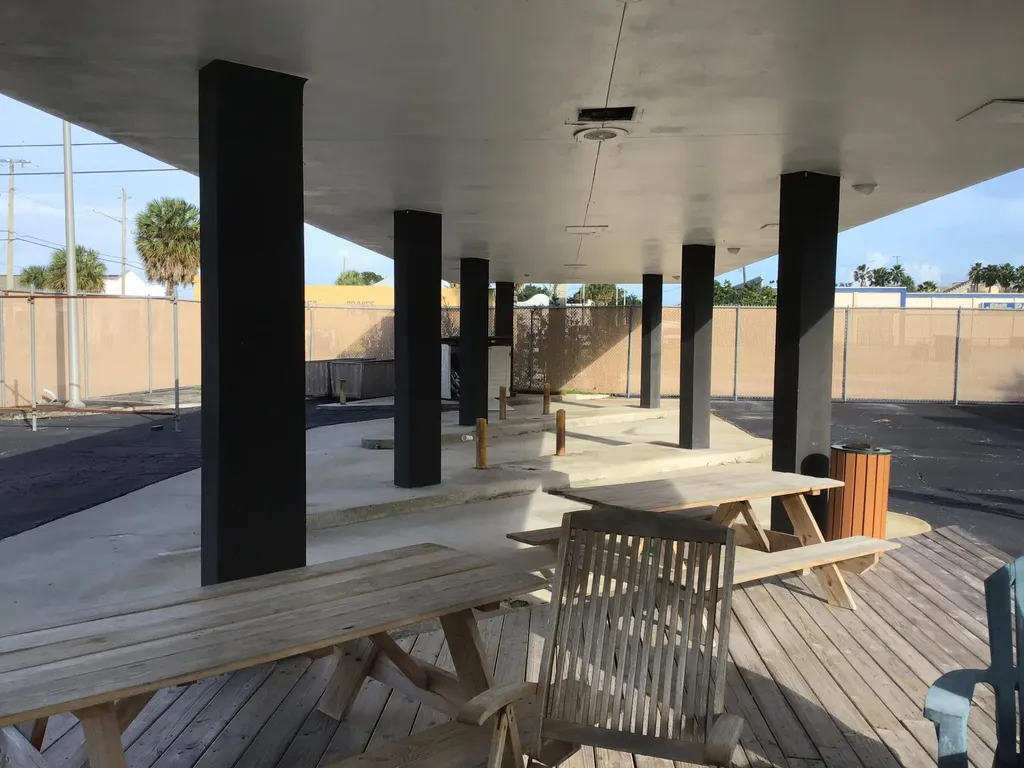 300 S 6th Street Fort Pierce FL 34950