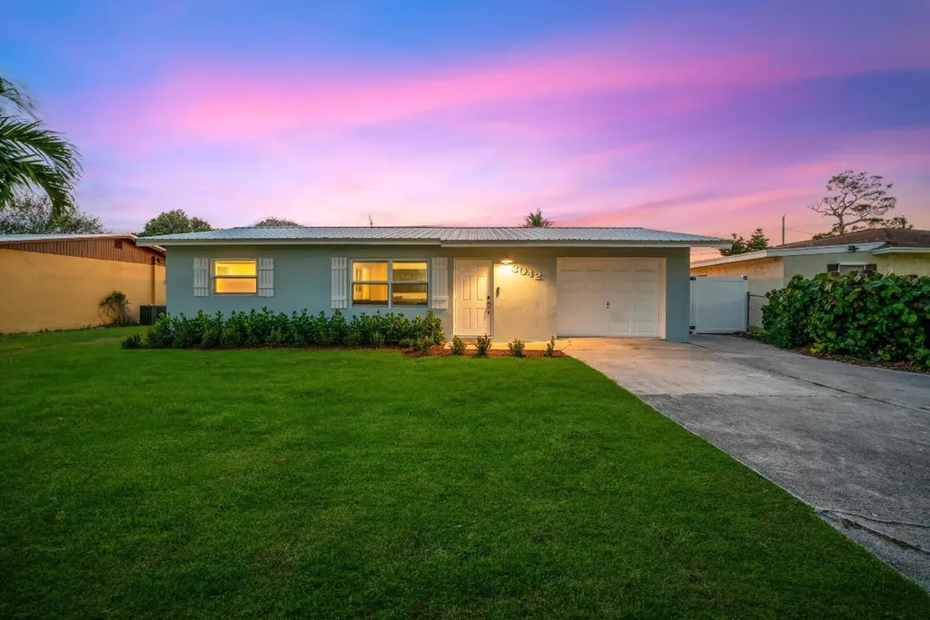 3042 NE Savannah Road Jensen Beach FL 34957