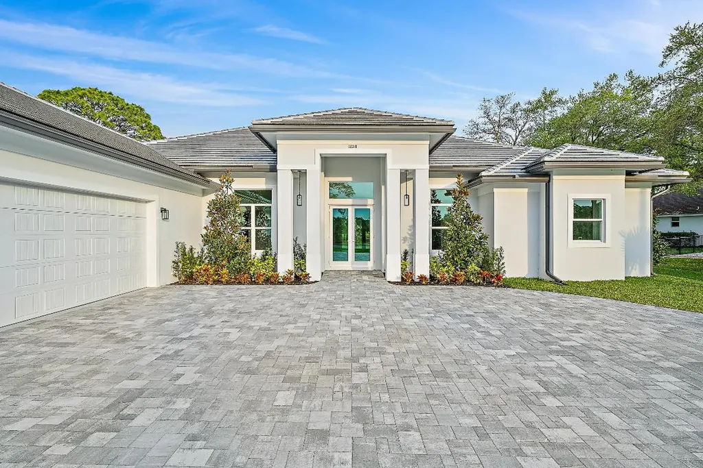 18211 SE Old Trail Drive W Jupiter FL 33478