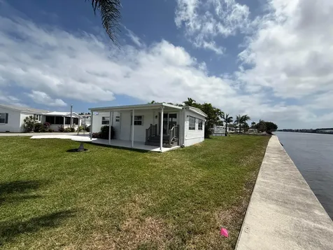 215 S Heron Drive Briny Breezes FL 33435