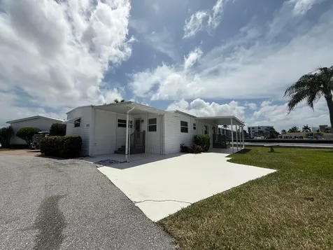 215 S Heron Drive Briny Breezes FL 33435