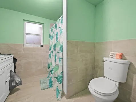 657 Ave C SW Winter Haven FL 33880