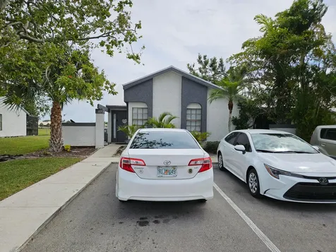 213 SW Sterret Circle Port St Lucie FL 34953