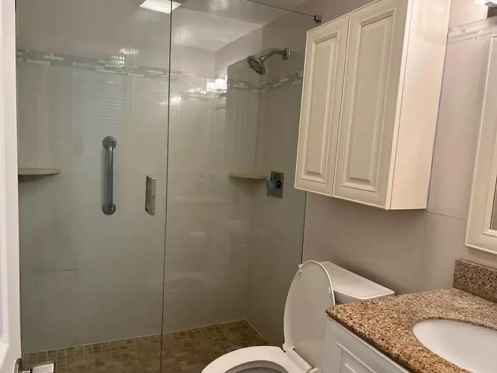 800 W Horizons 211 W Boynton Beach FL 33435