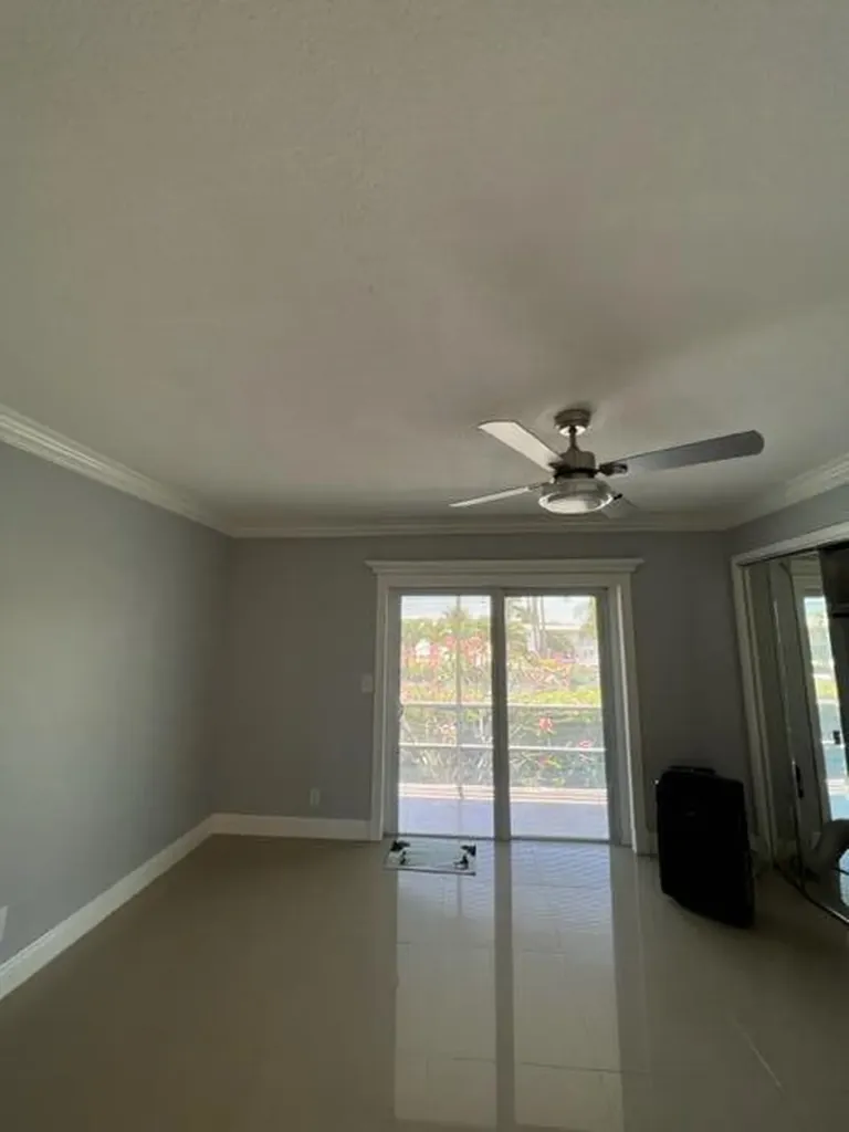 800 W Horizons 211 W Boynton Beach FL 33435