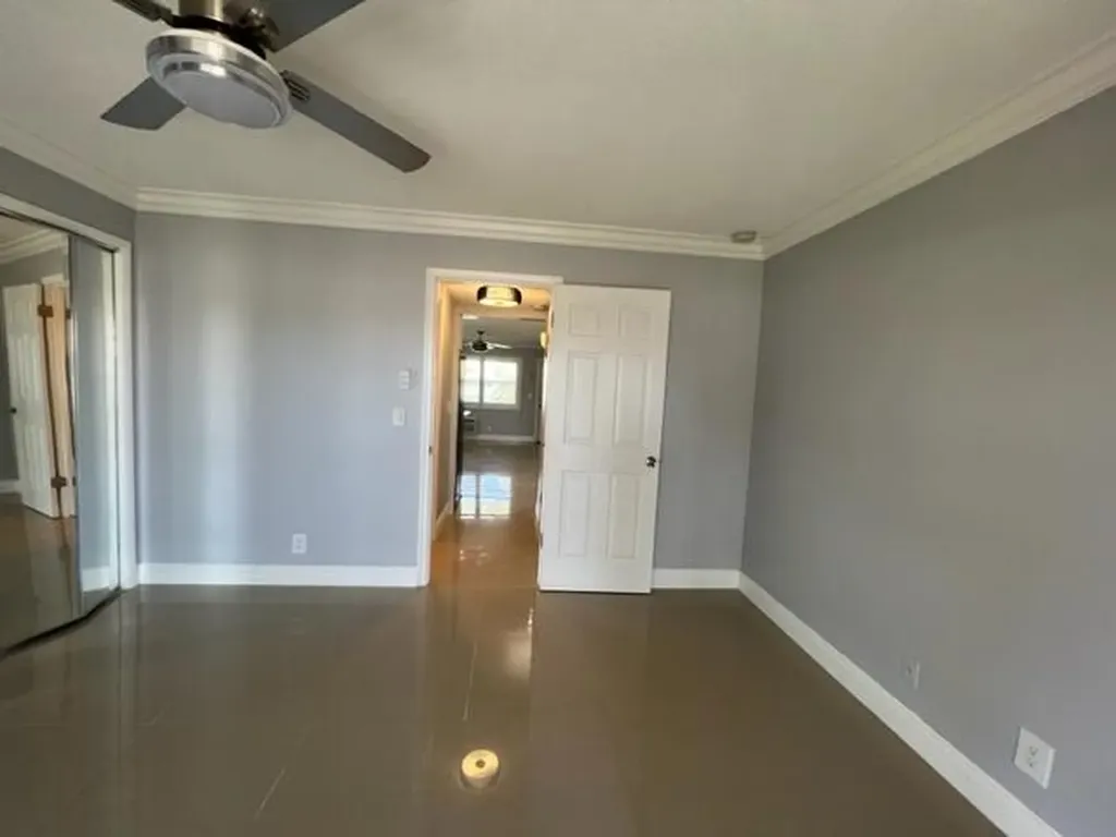 800 W Horizons 211 W Boynton Beach FL 33435