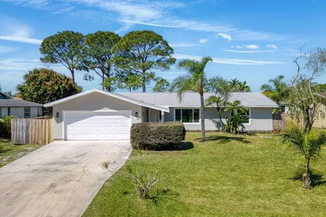 1626 SE Clearmont Street Port St Lucie FL 34983