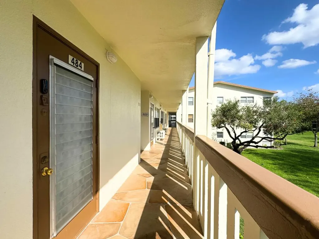484 Mansfield L Boca Raton FL 33434