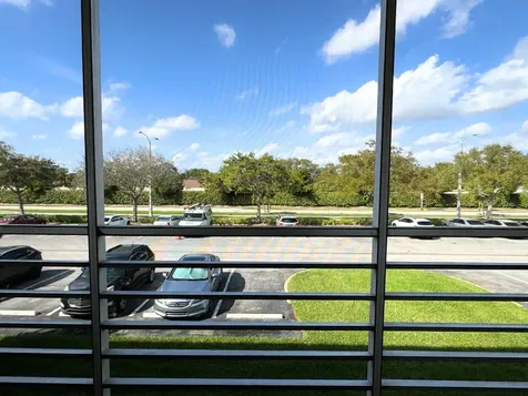 484 Mansfield L Boca Raton FL 33434