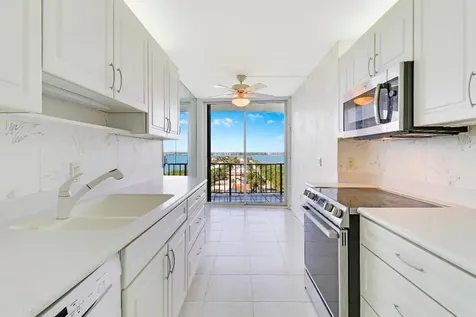 4200 N Ocean Drive Riviera Beach FL 33404