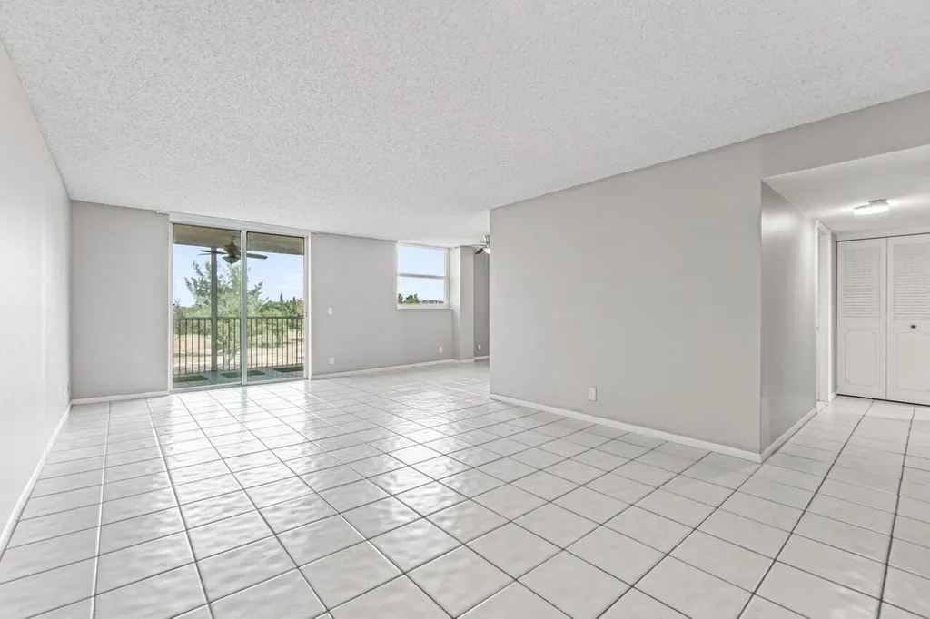 5700 NW 2nd Avenue Boca Raton FL 33487