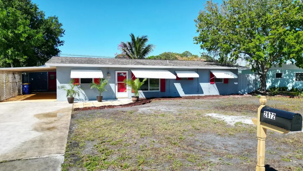 2872 NE Spruce Ridge Avenue Jensen Beach FL 34957