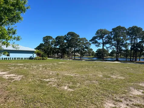 4310 Gator Trace Circle Fort Pierce FL 34982