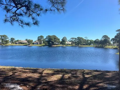 4310 Gator Trace Circle Fort Pierce FL 34982
