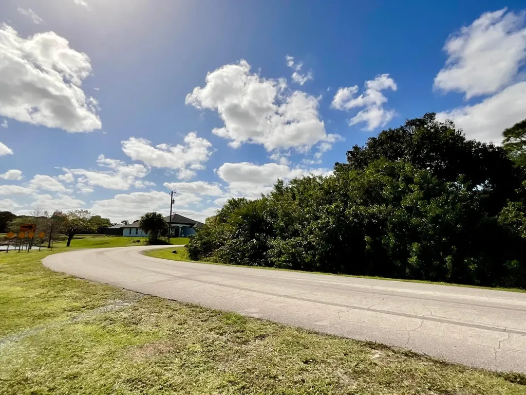 4674 SW Masefield Street Port St Lucie FL 34953