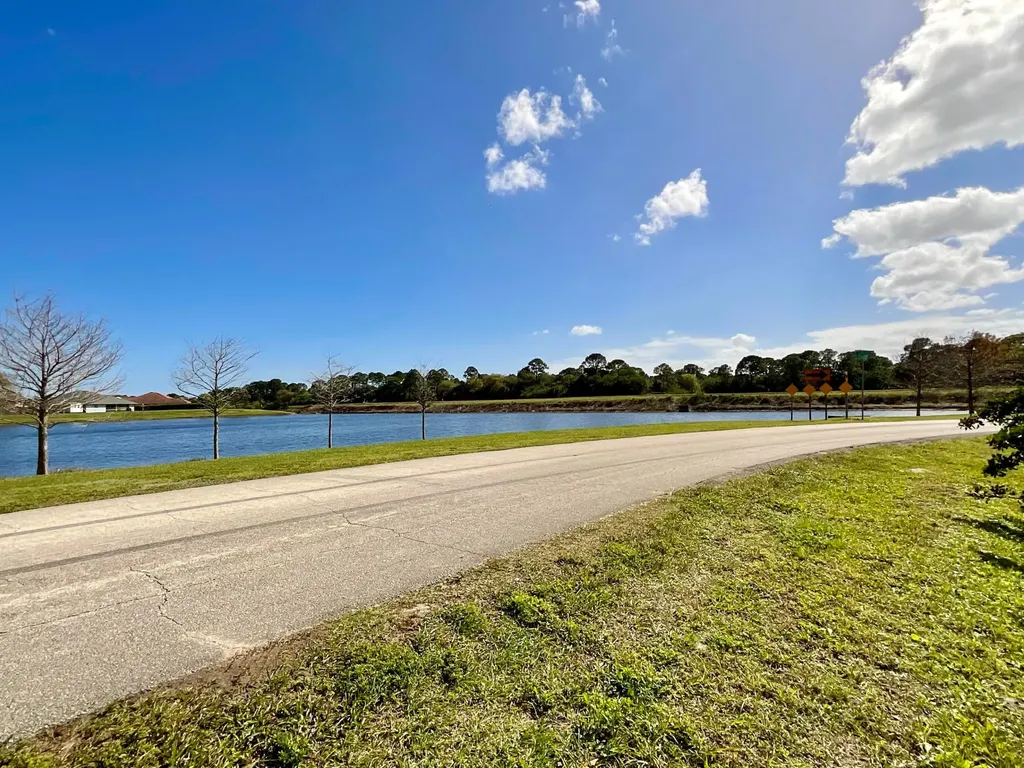 4674 SW Masefield Street Port St Lucie FL 34953