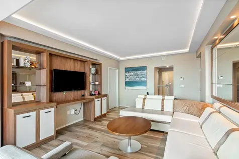 551 N Fort Lauderdale Beach Boulevard Fort Lauderdale FL 33304
