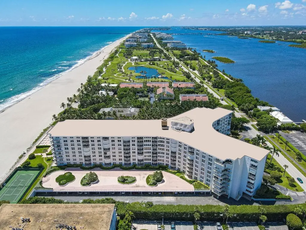 2295 S Ocean Boulevard Palm Beach FL 33480