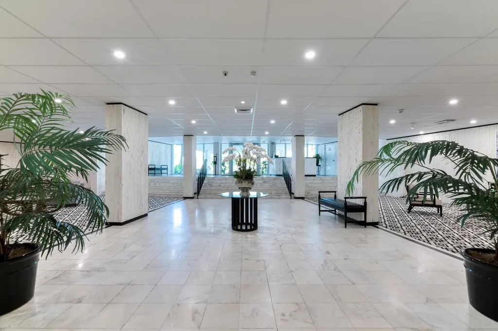 2295 S Ocean Boulevard Palm Beach FL 33480