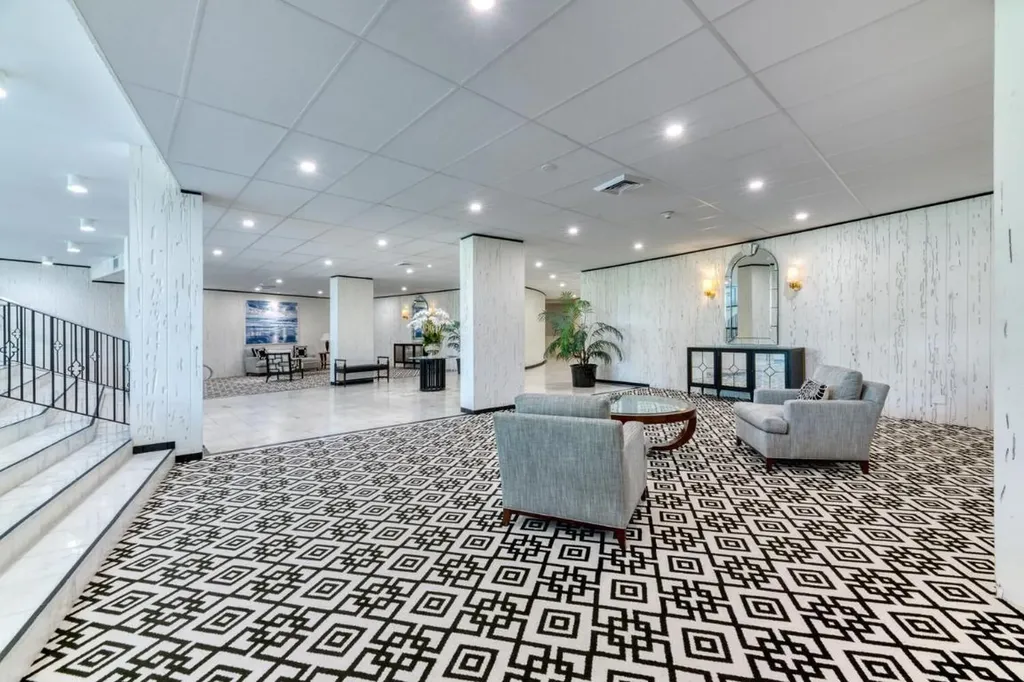 2295 S Ocean Boulevard Palm Beach FL 33480