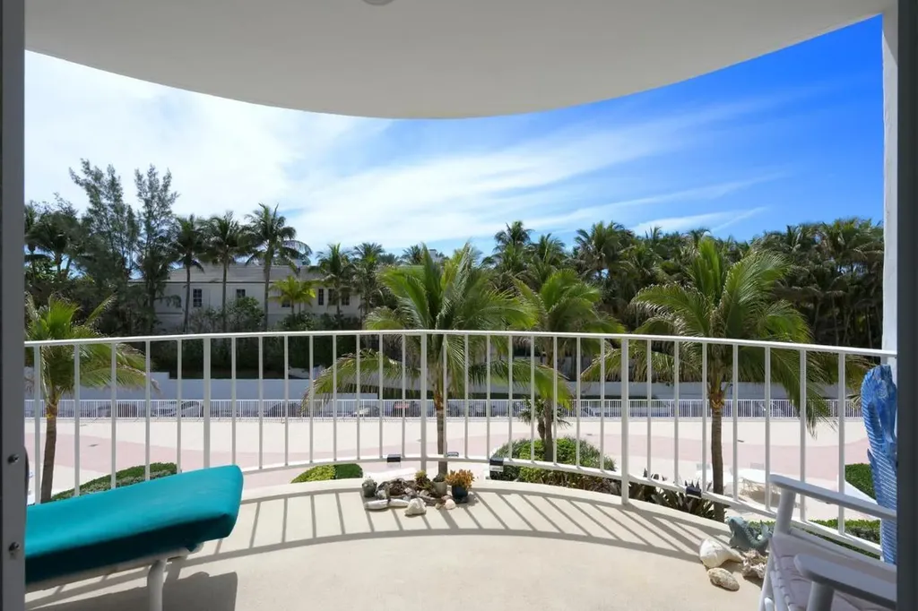 2295 S Ocean Boulevard Palm Beach FL 33480