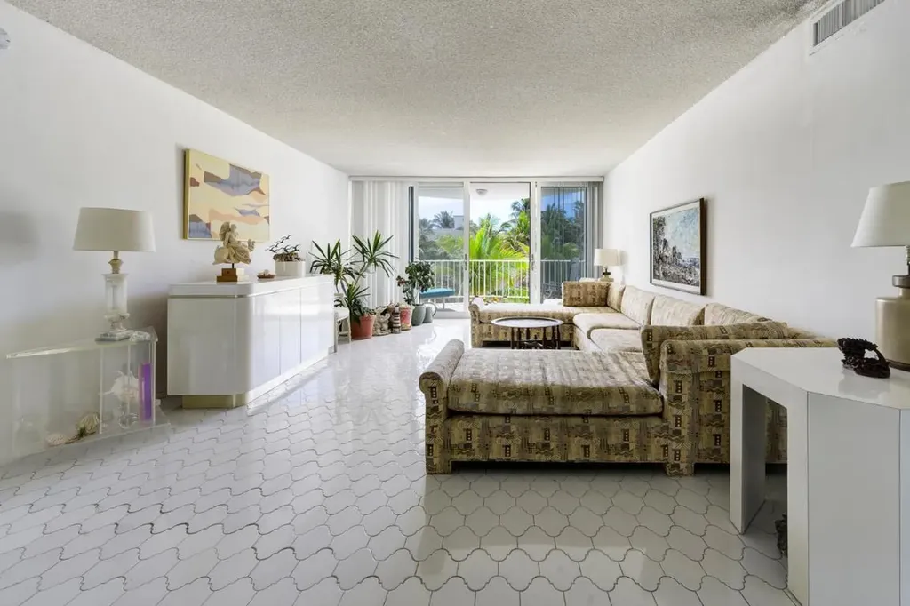 2295 S Ocean Boulevard Palm Beach FL 33480